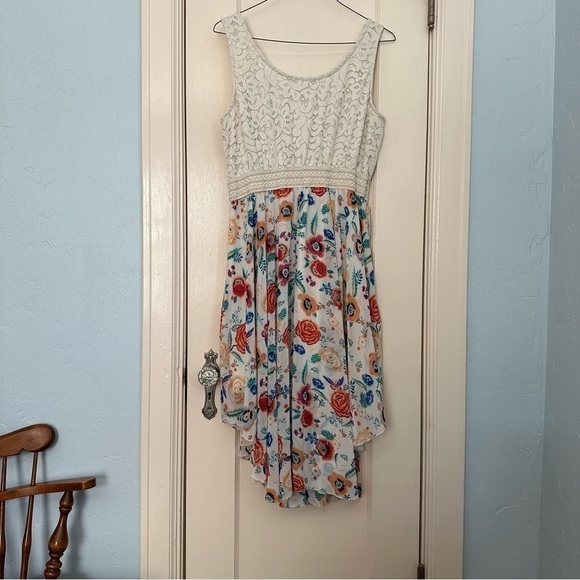 Liberty Love Crochet Cream Top Sleeveless Y2K Fairy Asymmetrical  Size 2XL - Picture 2 of 10